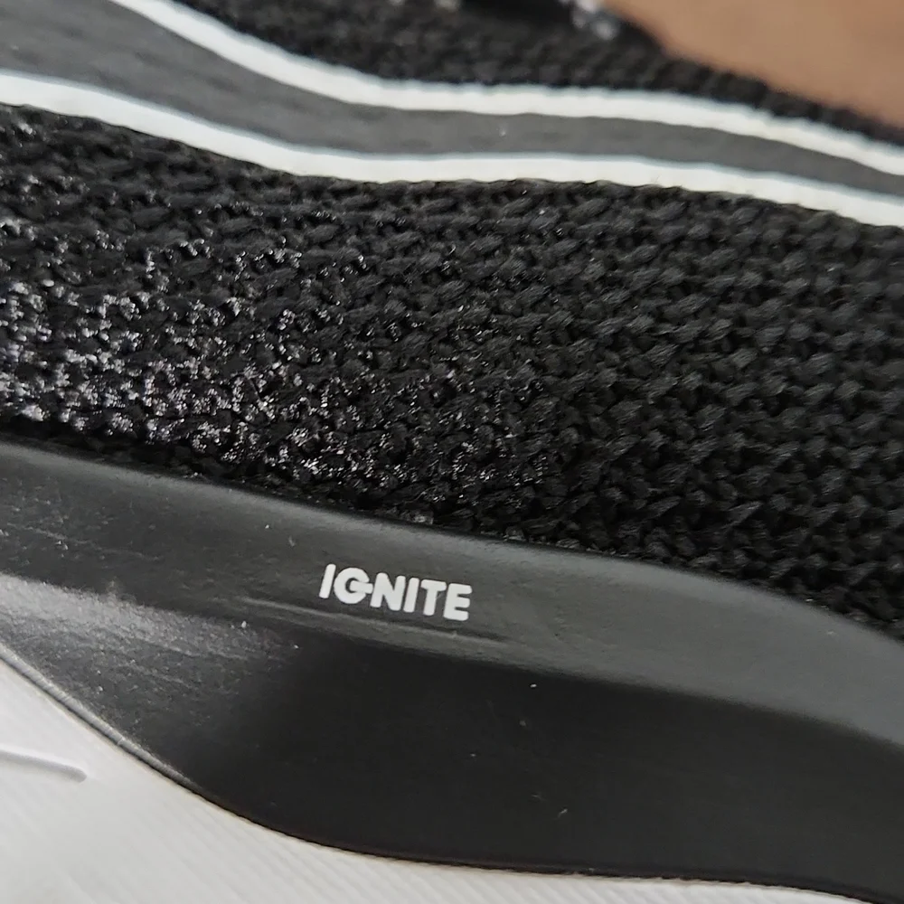 Puma, G-Nite, Sz 10,  Sneakers With Black & White Laces & Cushion Soles - Picture 8 of 8